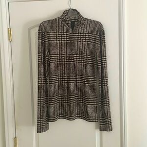 Norma Kamali Turtleneck